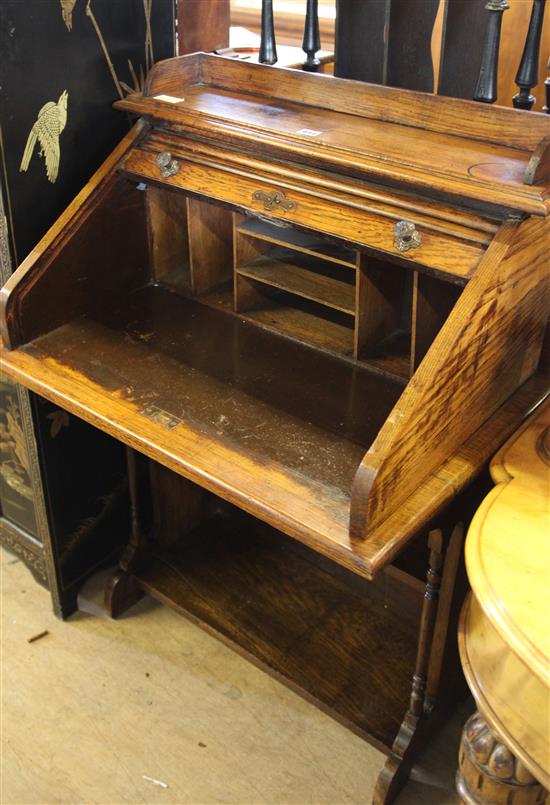 Students oak roll top bureau